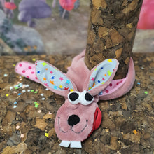 Lade das Bild in den Galerie-Viewer, &quot;Hase Hugo&quot; Handpuppen Schal
